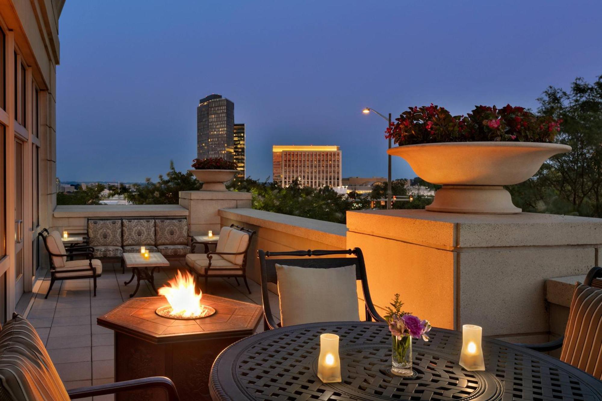 Courtyard By Marriott Tysons Mclean