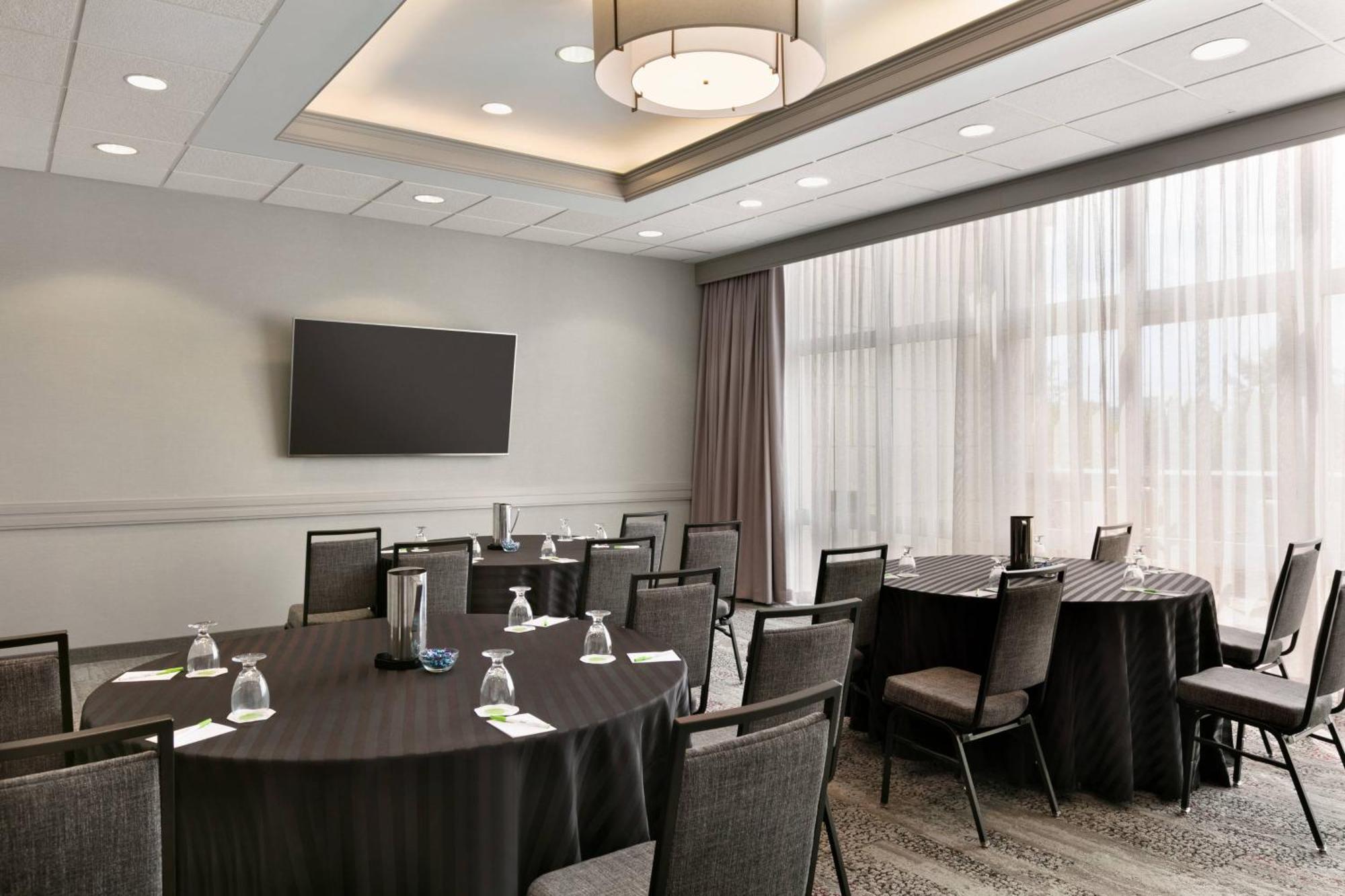 Courtyard By Marriott Tysons Mclean Tysons Corner